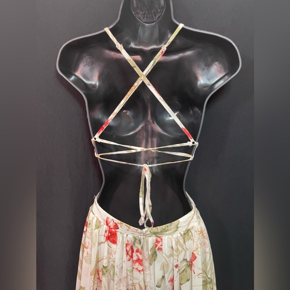 Ivory floral fashion nova maxi dress - Picture 4 of 6